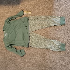 NWT Muk Luks Pajamas